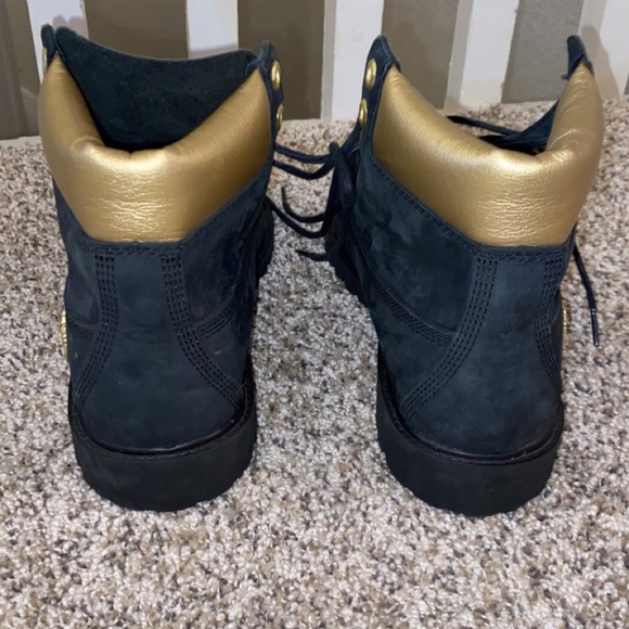 Timberlands - Picture 3 of 3